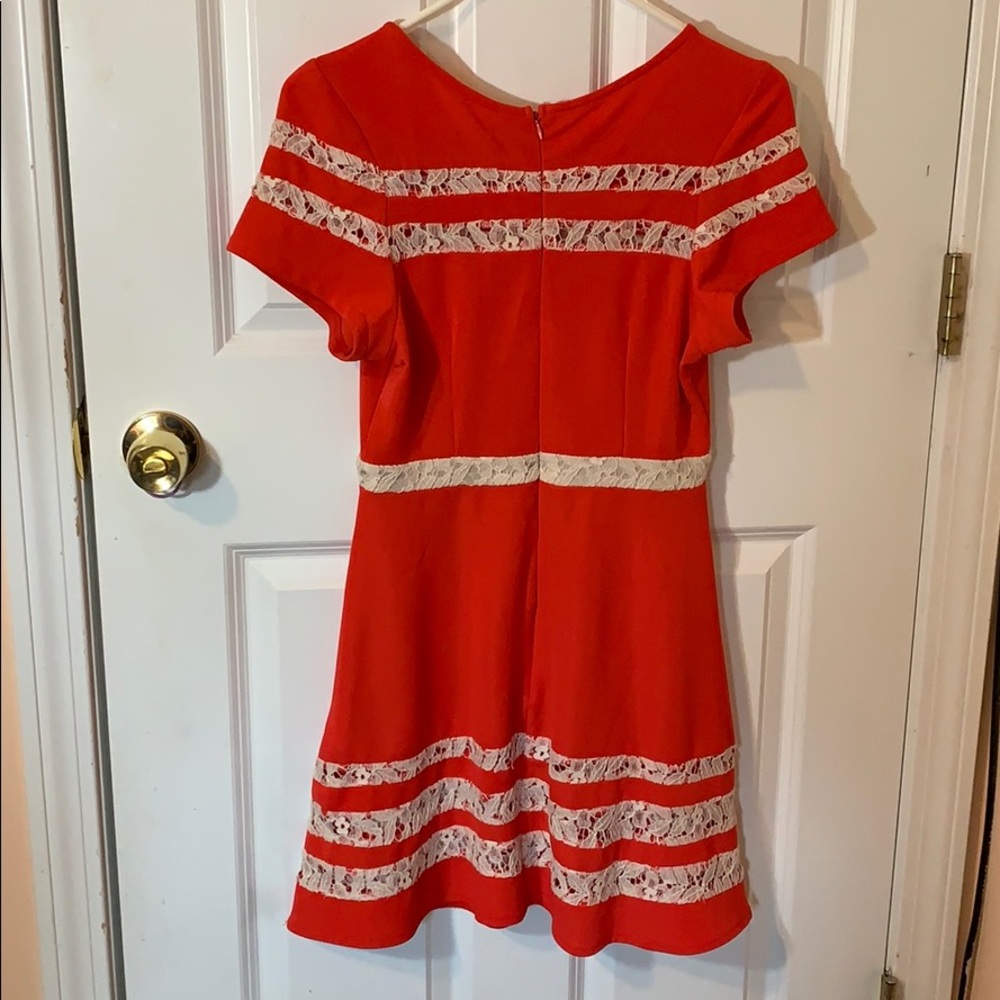 NWOT DRESS - Picture 3 of 5